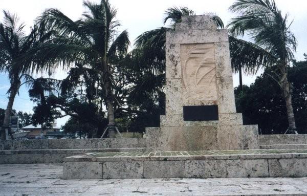 picnic at the hurricane monument