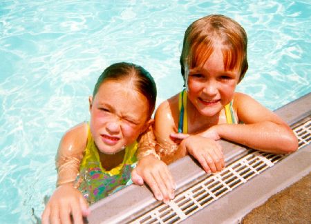 swimming sisters