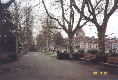 park walkway in lausanne