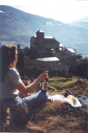 laura, the castle and her red swiss wine