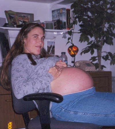 laura very pregnant, 12/15