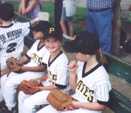 elaine @ pirates game - aug 2000