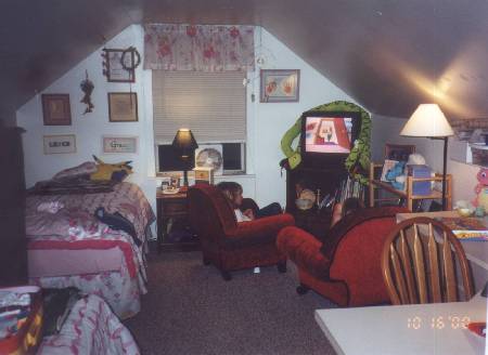 sisters new room - aug 2000